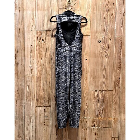 GIGI C SPORT WOMEN'S SNAKE CAT SUIT sz XL NWOT - Picture 3 of 6